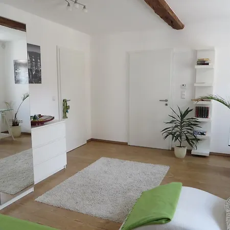 Othmarsweg Homestay szállás *